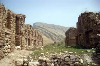 تپه باستانی گلگیر