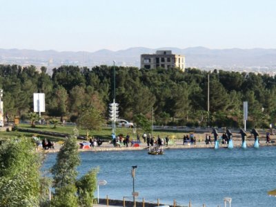 دریاچه تفریحی ساوه